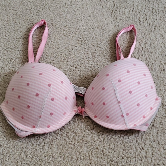 Victoria's Secret Other - HP 🎉 32C Victoria's Secret Push-Up Polka Dot Bra